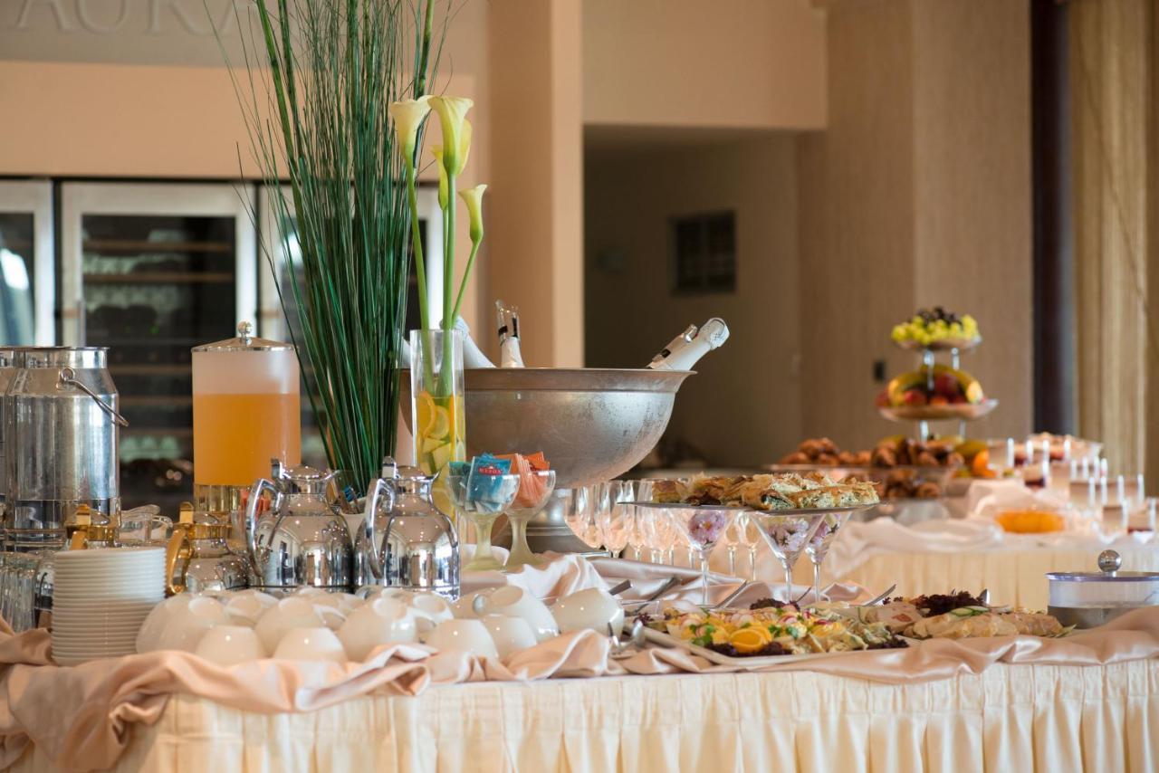 Ambassador Apartments Петровац Экстерьер фото