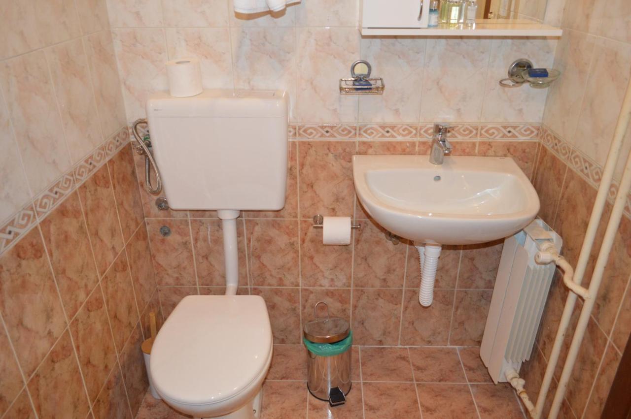 Ambassador Apartments Петровац Экстерьер фото